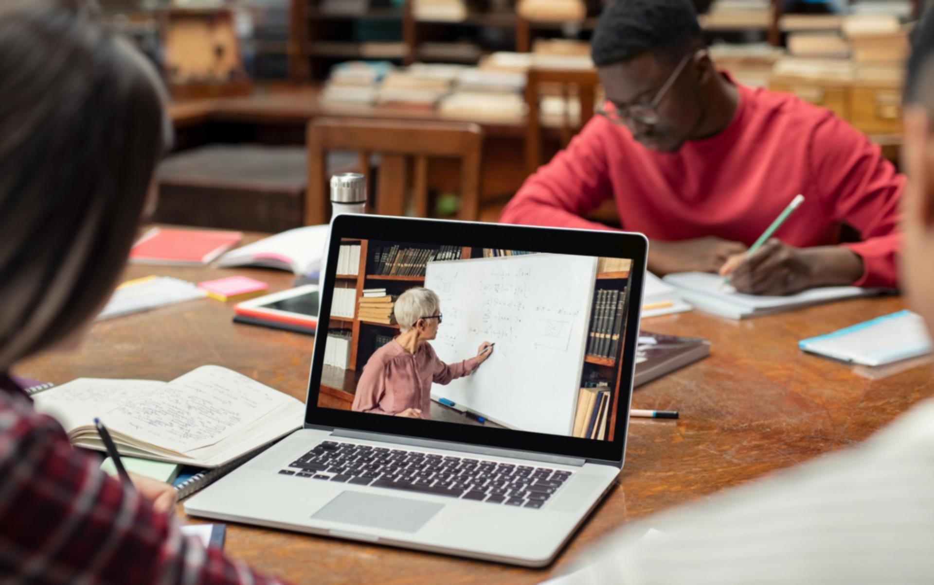 Oficina de atención a estudiantes internacionales en Sevilla